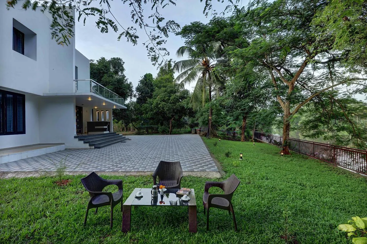 Nadhiyoram River Retreat Kochi Bed & Breakfast